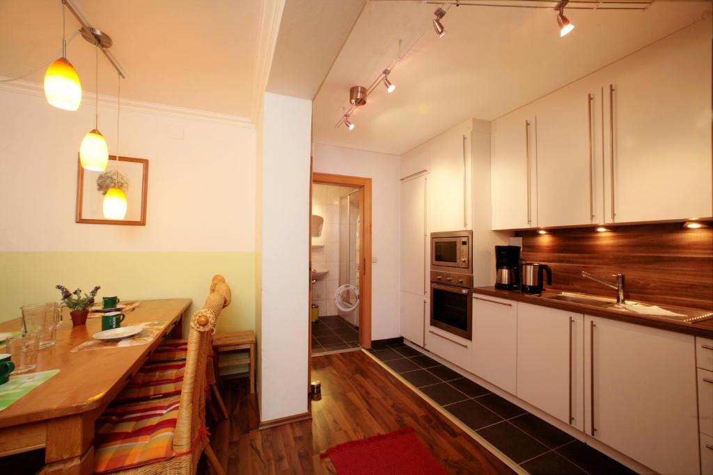 Appartement Bakker Капрун Екстериор снимка